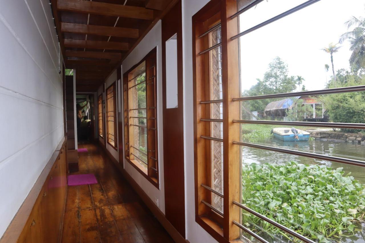 Kera Houseboats Alleppey Alappuzha 外观 照片