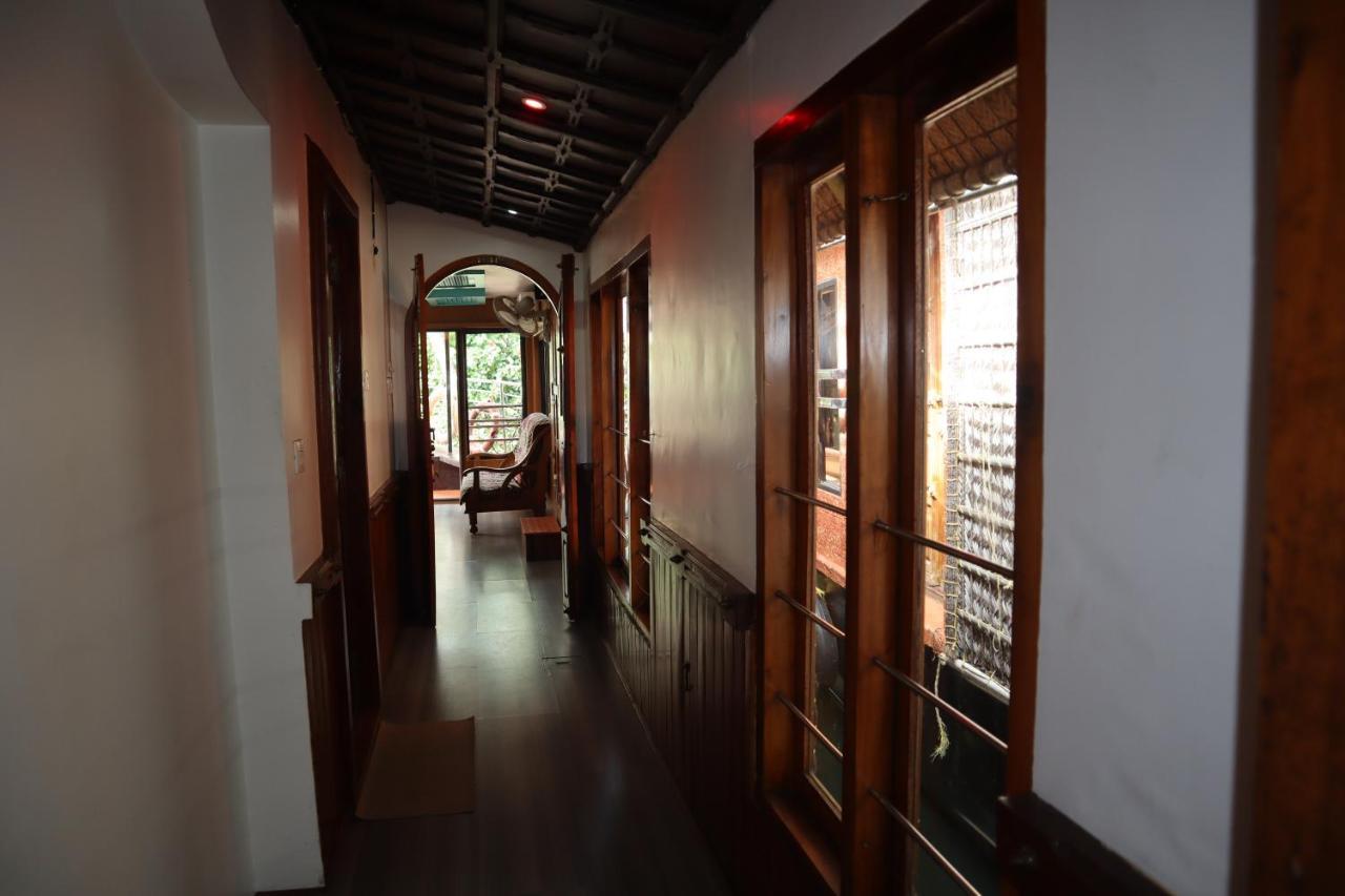 Kera Houseboats Alleppey Alappuzha 外观 照片